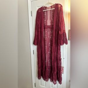 NWOT Mindy Mae’s Market Maroon Red Eyelash Lace and Crochet Duster 3X Plus Size